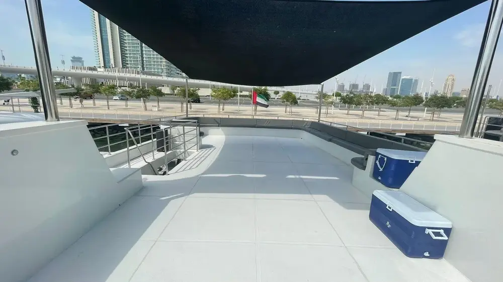 135FT LUXURY PREMIUM YACHT Dubai Charter Photo 12