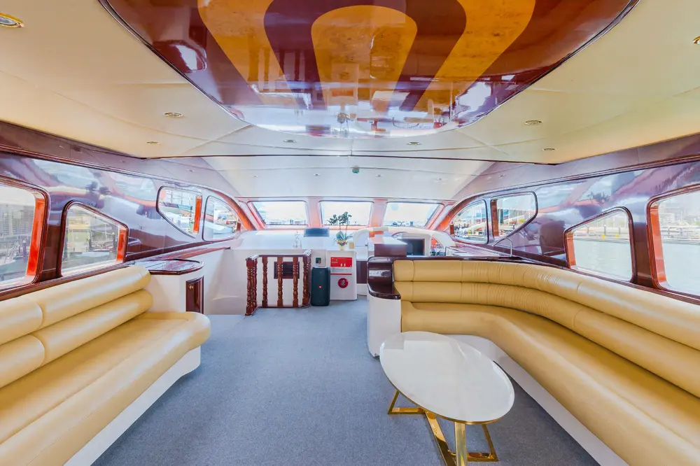 78FT LUXURY PREMIUM YACHT Dubai Charter Photo 11