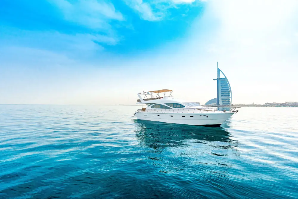 78FT LUXURY PREMIUM YACHT Dubai Charter Photo 19