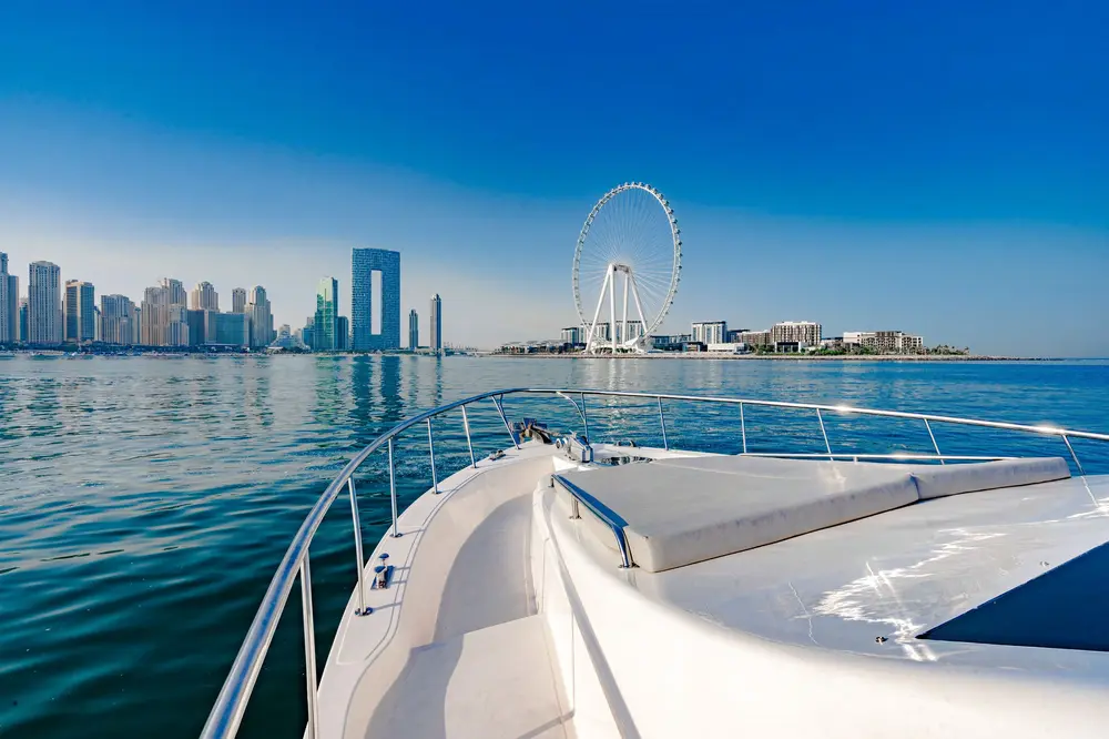 78FT LUXURY PREMIUM YACHT Dubai Charter Photo 3