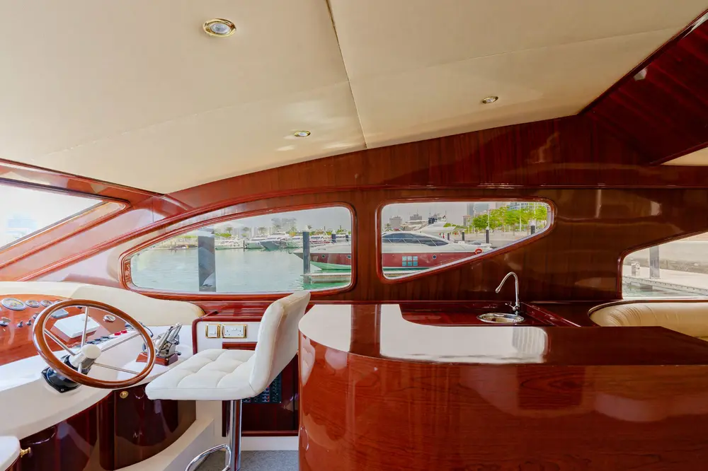78FT LUXURY PREMIUM YACHT Dubai Charter Photo 9