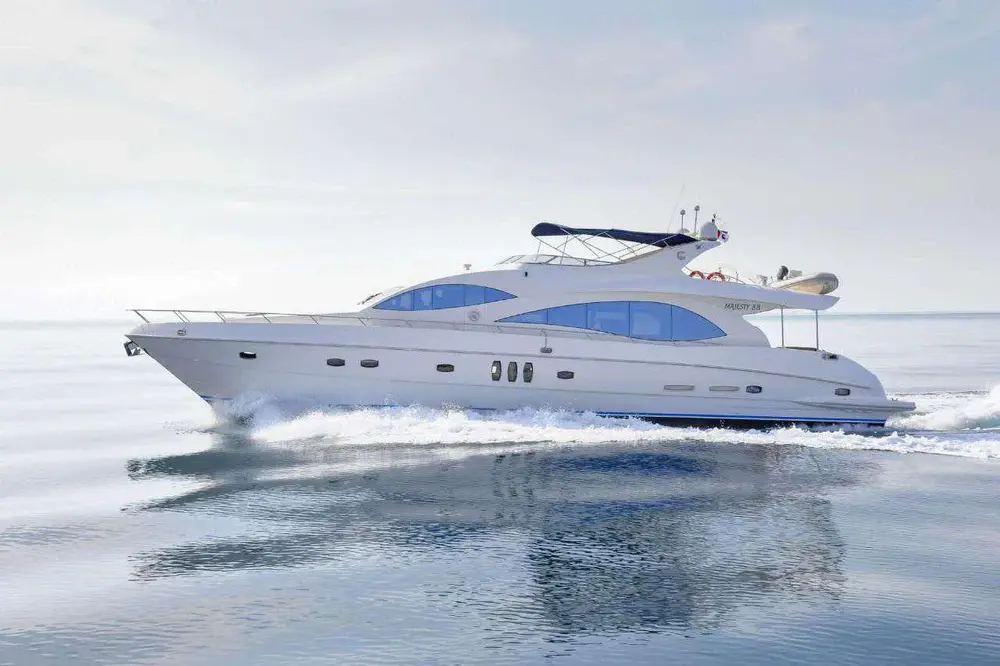 88FT LUXURY YACHT Luxury Yacht Charter Dubai
