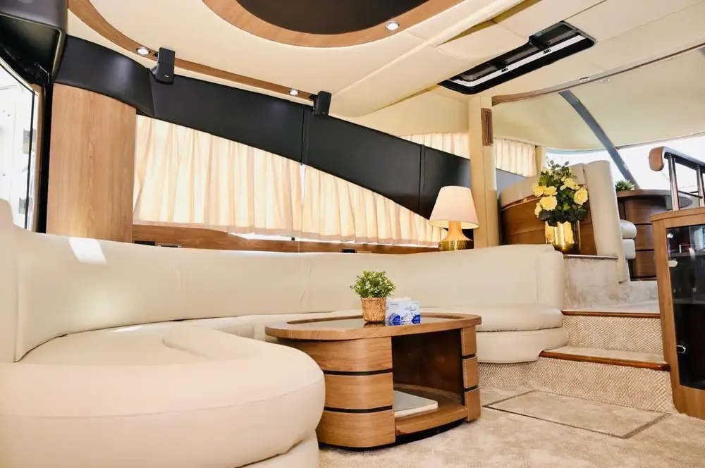 WHITE GOLD PREMIUM YACHT