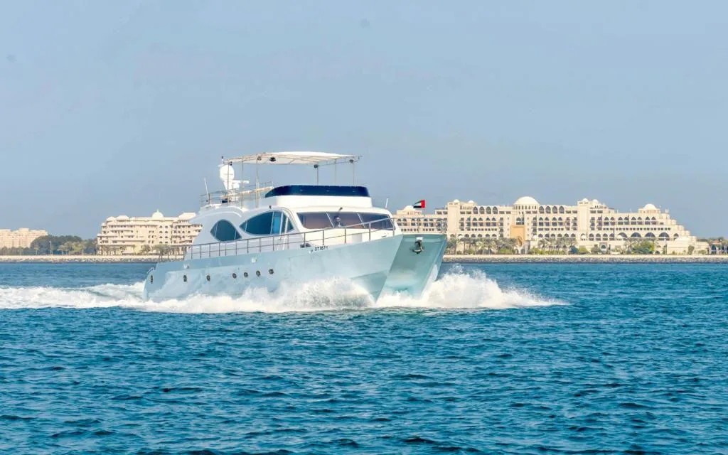 What Is Included in a Dubai Yacht Rental